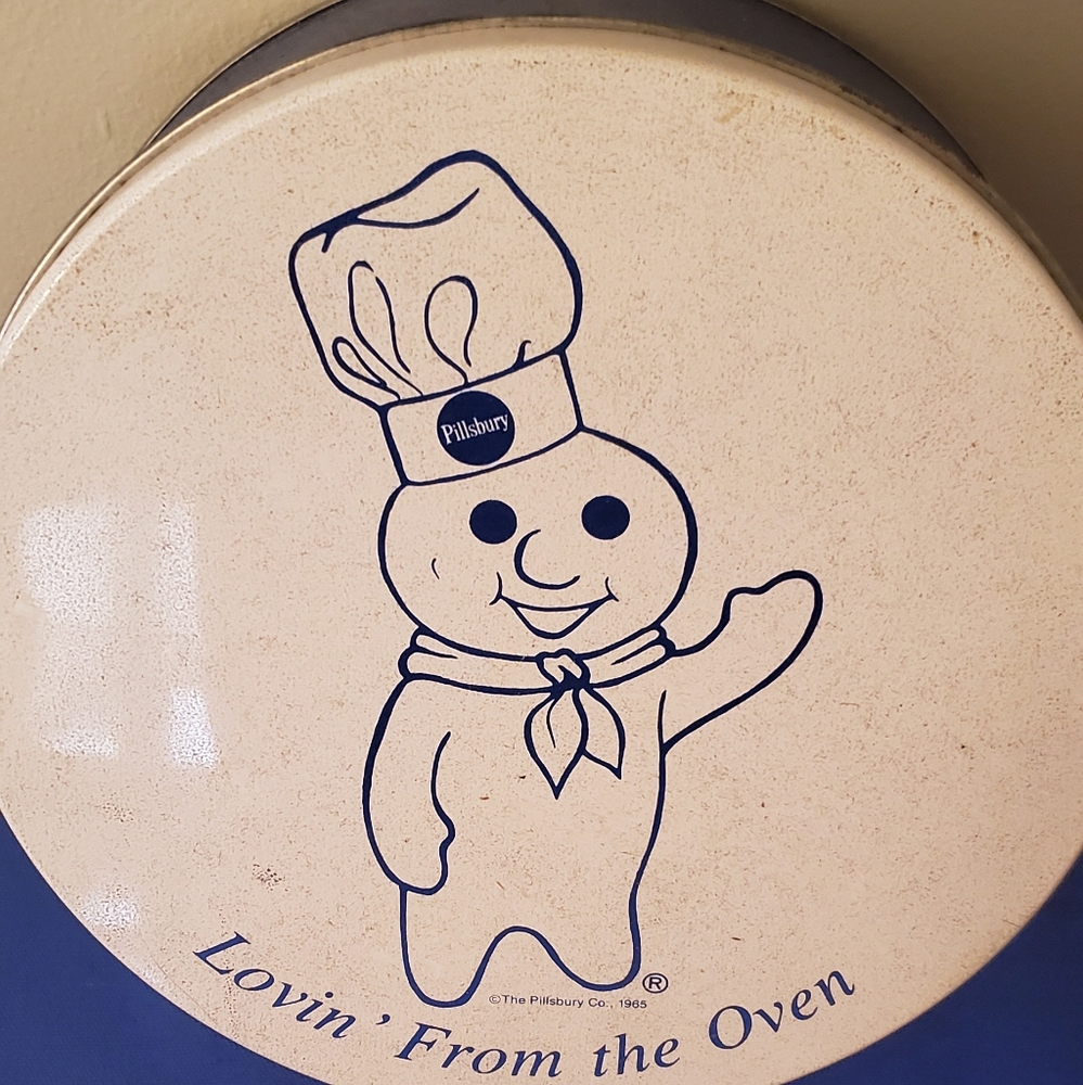 Vintage Pillsbury cookie tin